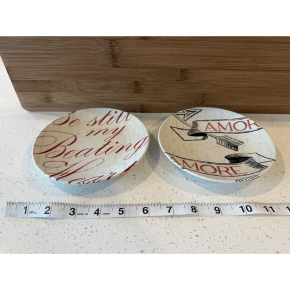 Pier 1 One Imports‎ Love Plates Dessert/Appetizer Set Of 2 Hearts - Picture 6 of 10